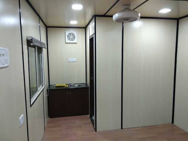 10x10 Container